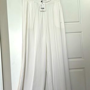 So small white pants